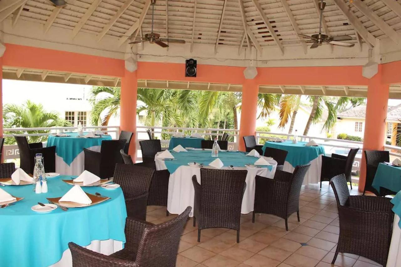 E 20 Mystic Ridge ocho Rios Lägenhet Exteriör bild